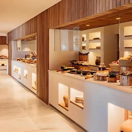 Le Blanc, A Gran Melia - The Leading Of The World (adults Only) Santo Tomás