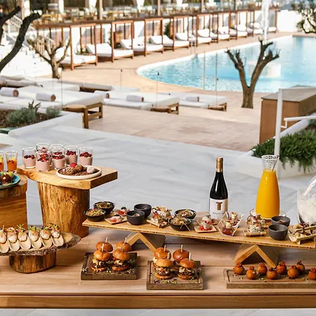 Le Blanc, A Gran Melia - The Leading Of The World (adults Only) Santo Tomás